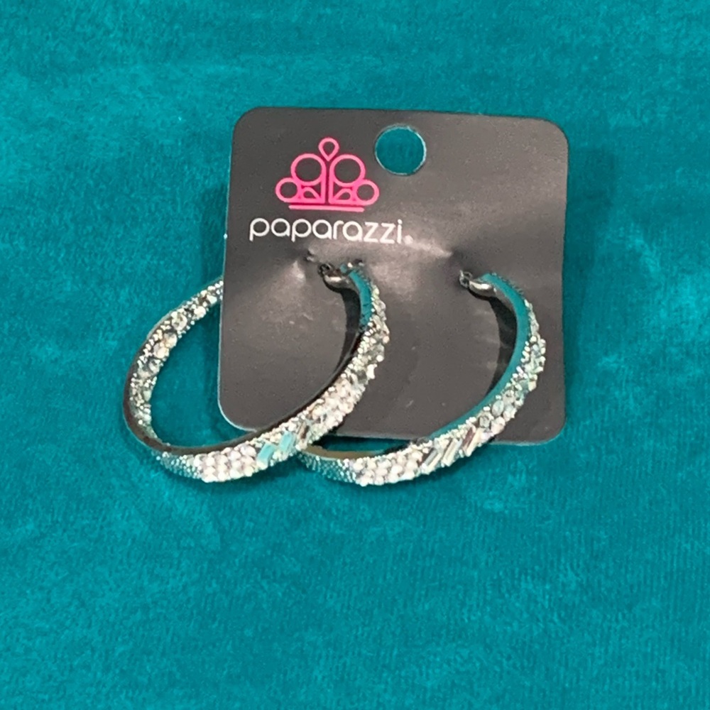 Paparazzi earrings
